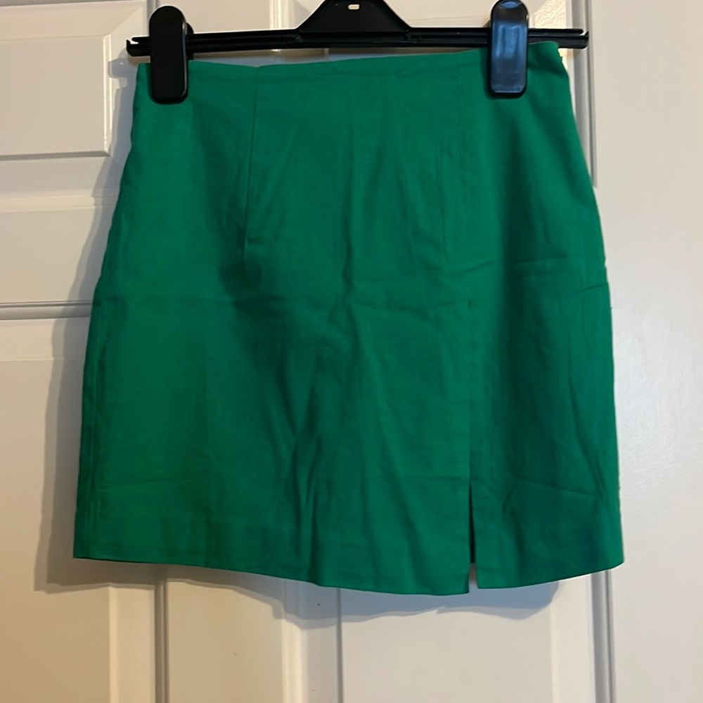 New Roxette sorry from runaway.  Never worn and has tags.  Bought on sale!